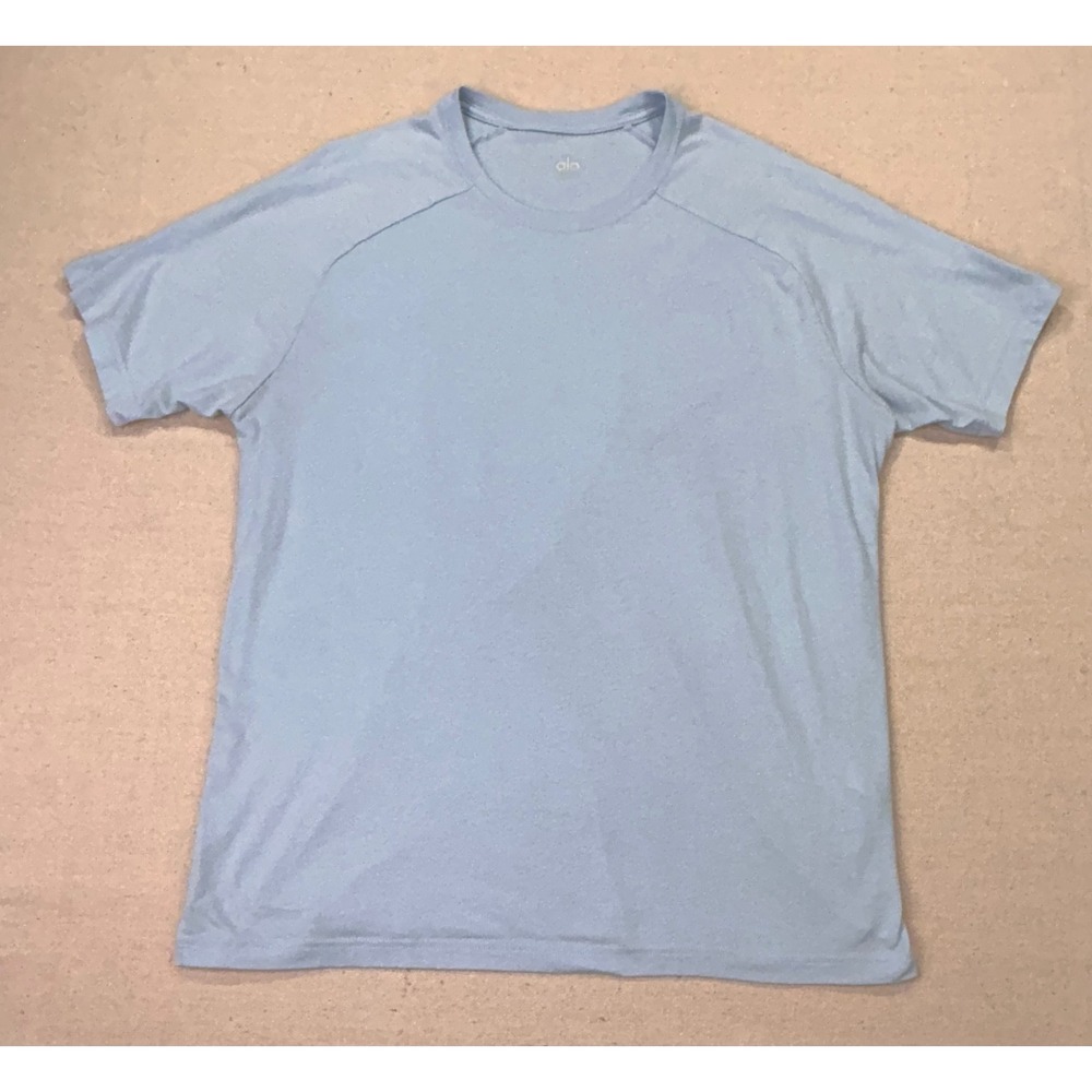 Alo Yoga Mens XL Short Sleeve Crewneck Raglan T-Shirt Light Blue